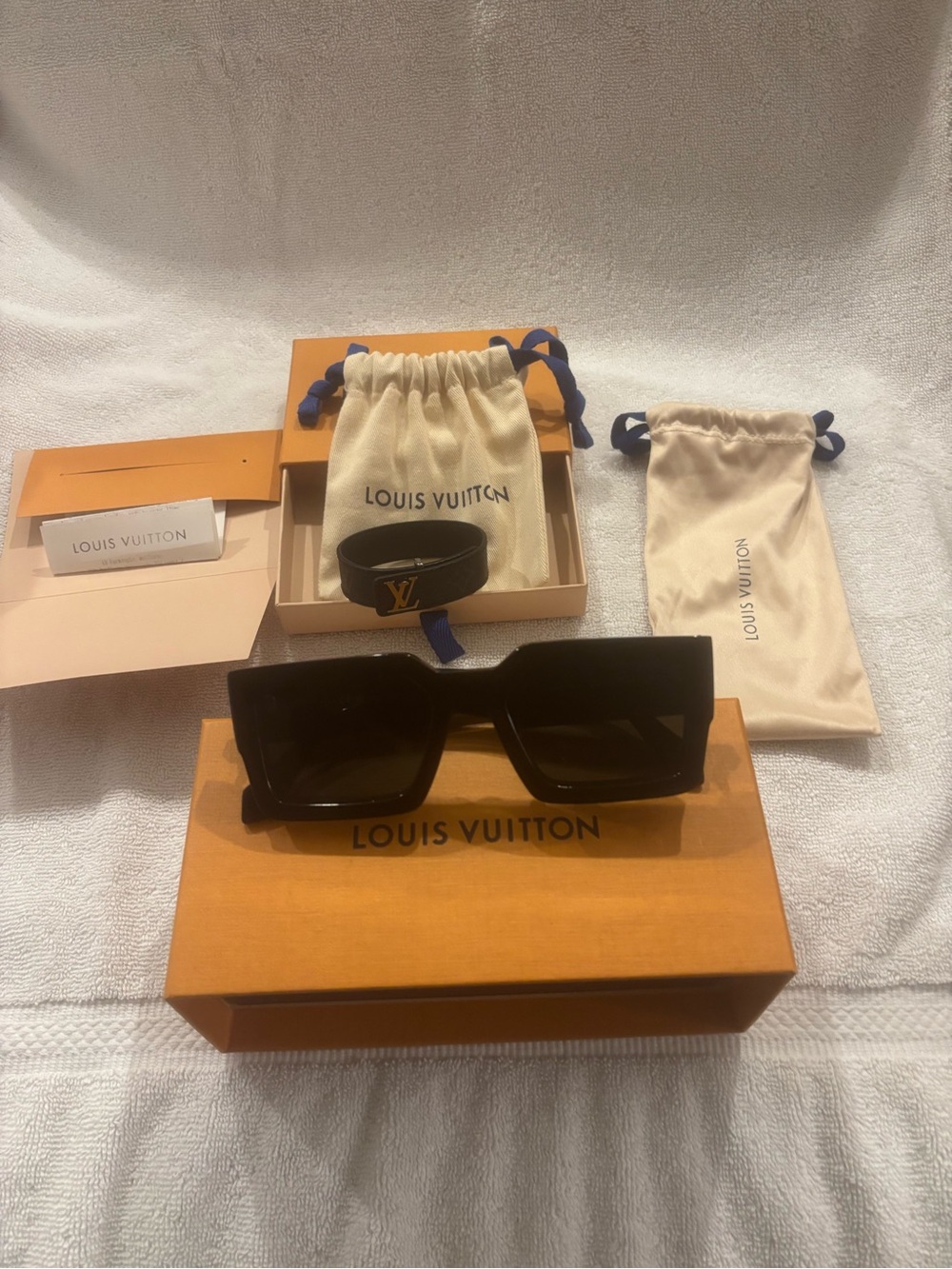 Luis Vitton Bracelet and Luis Vitton shades
